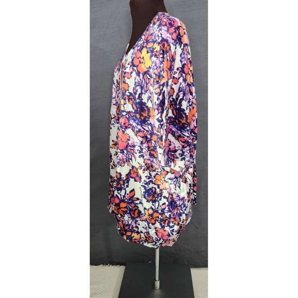 NEW Woman Within White Colorful Floral Short Sleeve Cardigan Sweater 4X 34/36 - Picture 2 of 10